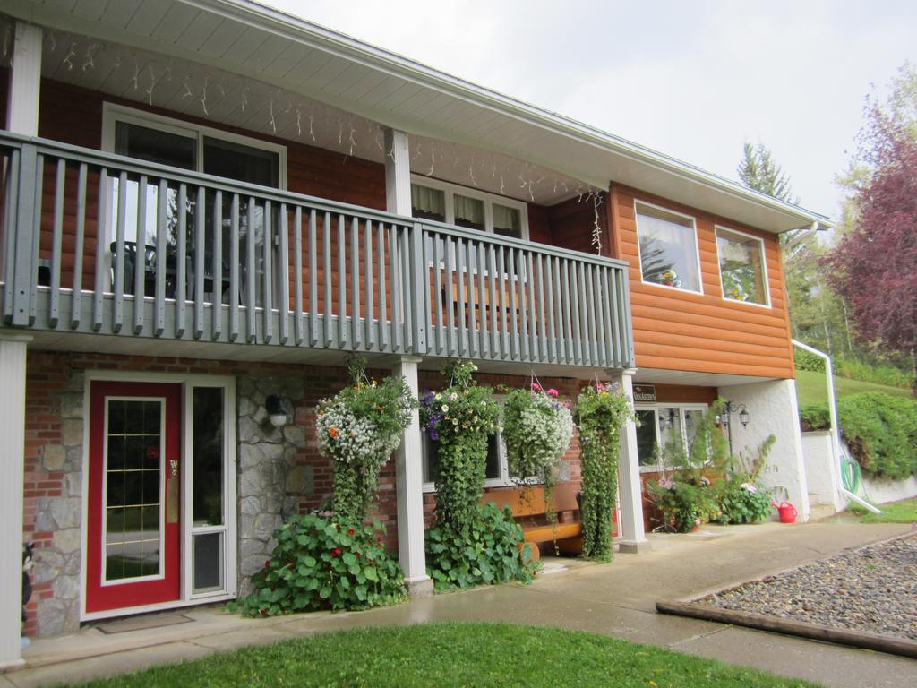 Dream Catcher Inn Valemount Ngoại thất bức ảnh